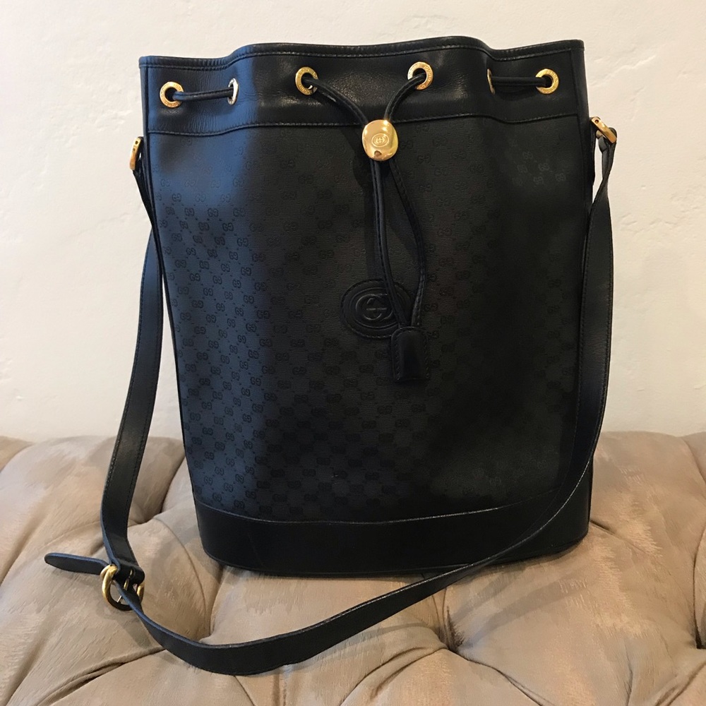 Vintage Gucci barrel/tote purse